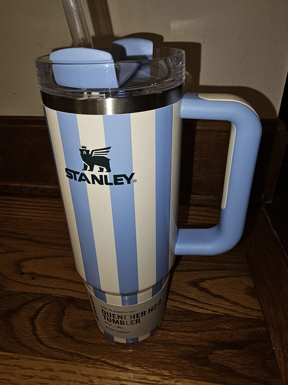 Stanley 30 Oz Tumbler In Cornflower Cabana Gloss - Picture 1 of 5